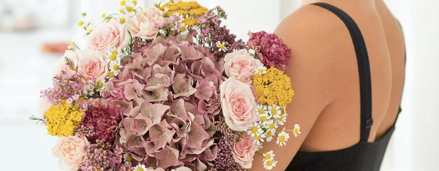 Fleurs Artificielles Fête des Mères : Idées Cadeaux Durables et Élégants