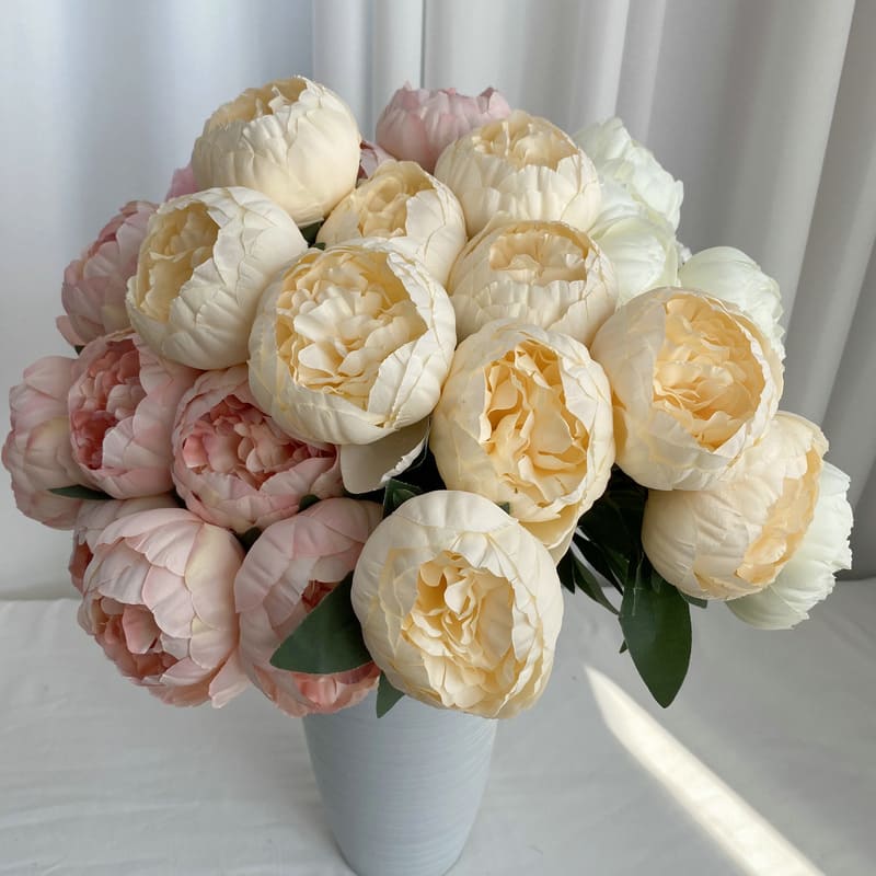 Bouquet de 10 Pivoines Artificielles Vase