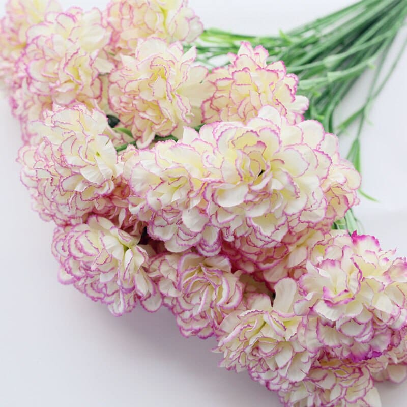 Fausse Fleur Carnation