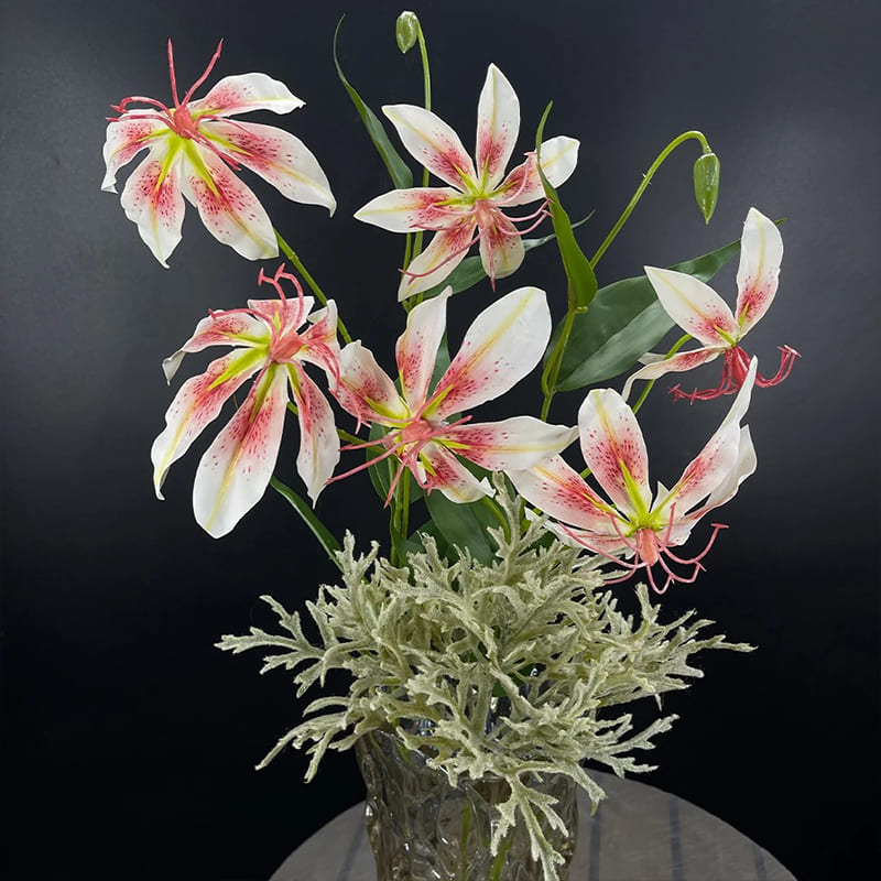 Lis de Malabar Bouquet