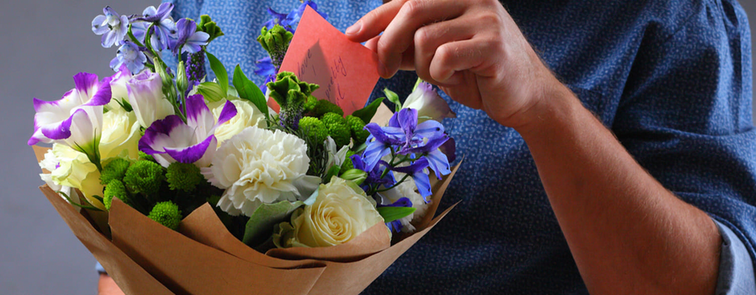 L'Art de Choisir les Bonnes Fleurs de Félicitations