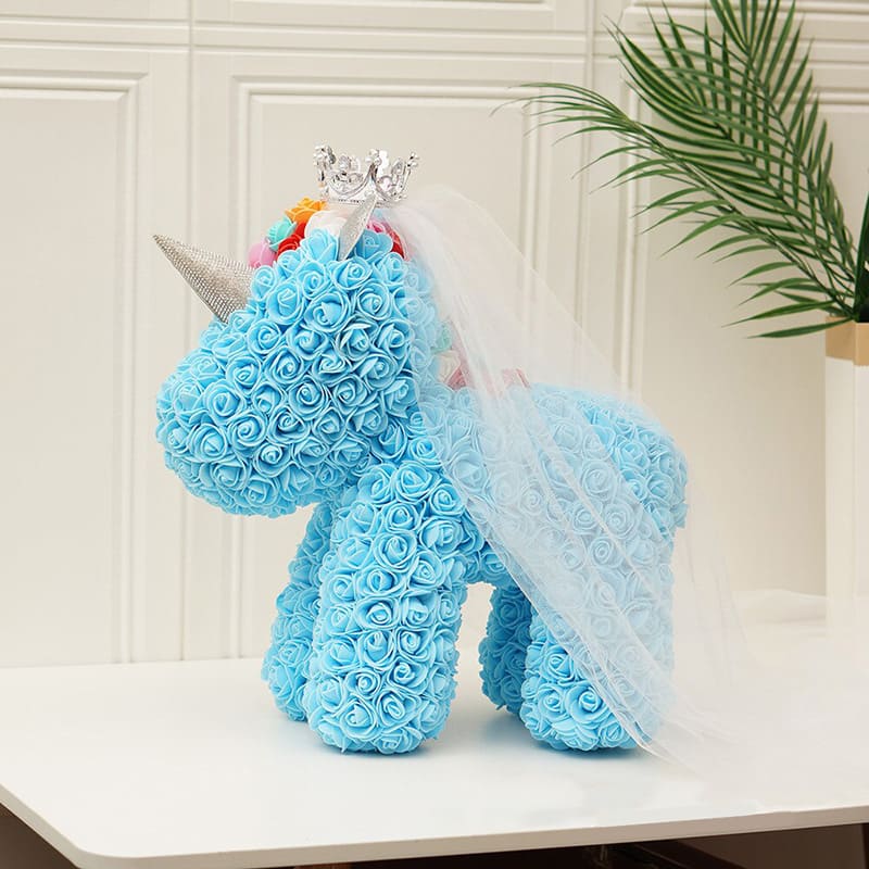 Licorne en Rose Couronnée Bleue