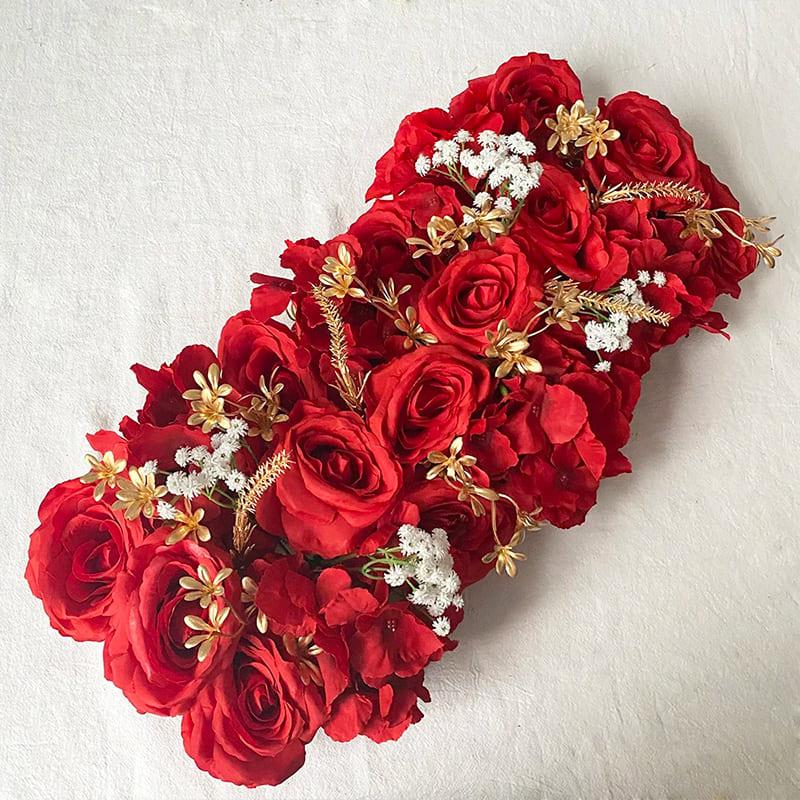 Mur de Fleurs Rouge Gypsophiles