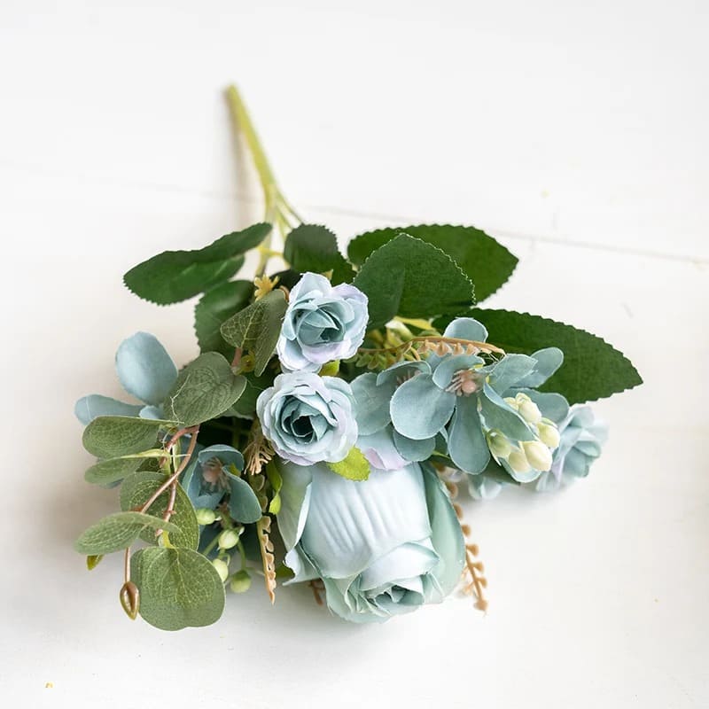 Petit Bouquet de Fleurs Bleu Clair